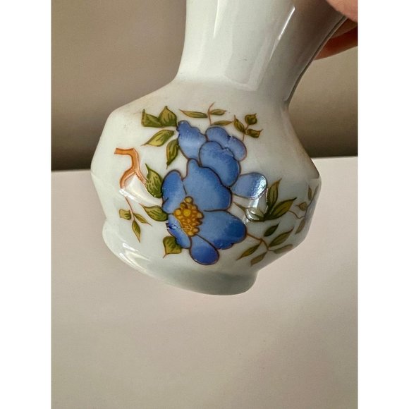 Vintage Leart Mini Bud Vase Blue Flowers - Picture 2 of 3